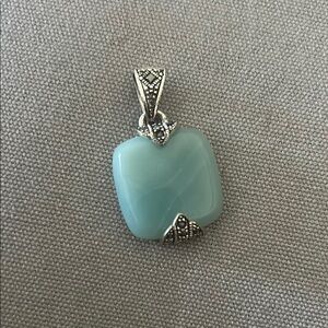 Green and Silver Necklace with Elegant Design